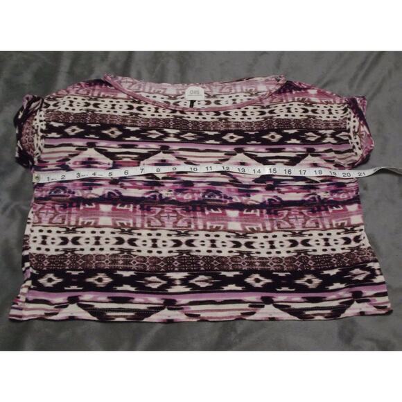 C & S Crop Top Women's M Multicolor Print Rayon Knit - Picture 6 of 7